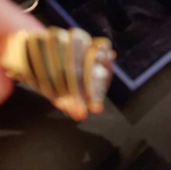 Lady's ring - Picture 6 of 6